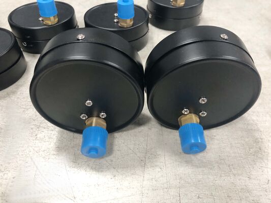 0-1.6MPa 범위 및 색상 코딩 안전 구역이 있는 4인치(100mm) 공기 수신기 탱크 압력 게이지